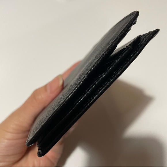 BNWOT Genuine Leather Bifold Men's Wallet - Picture 7 of 9